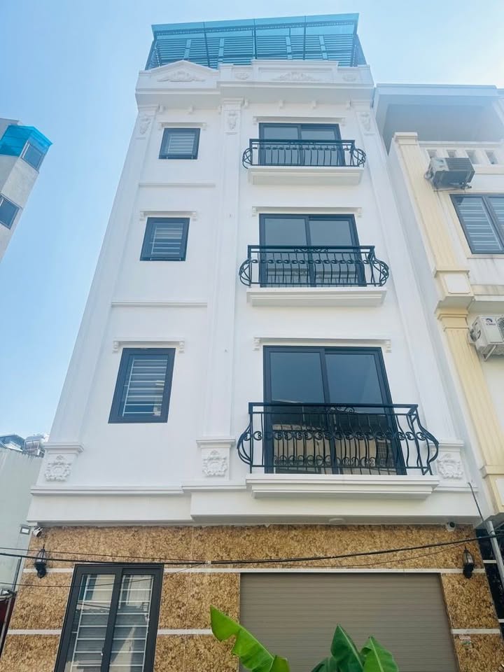 Nhà Ngọc Thụy Long Biên 30m² giá 700 triệu - Ô tô tận cửa, mới tinh!