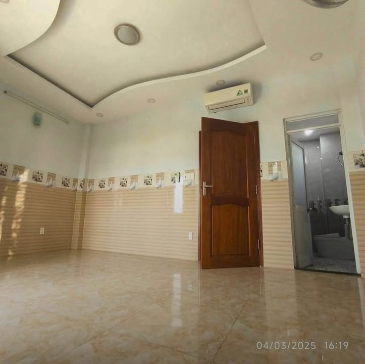 Nhà cho thuê tại Gò Vấp 20m² giá 3.8 triệu - Gần Emart, view sông thoáng mát!