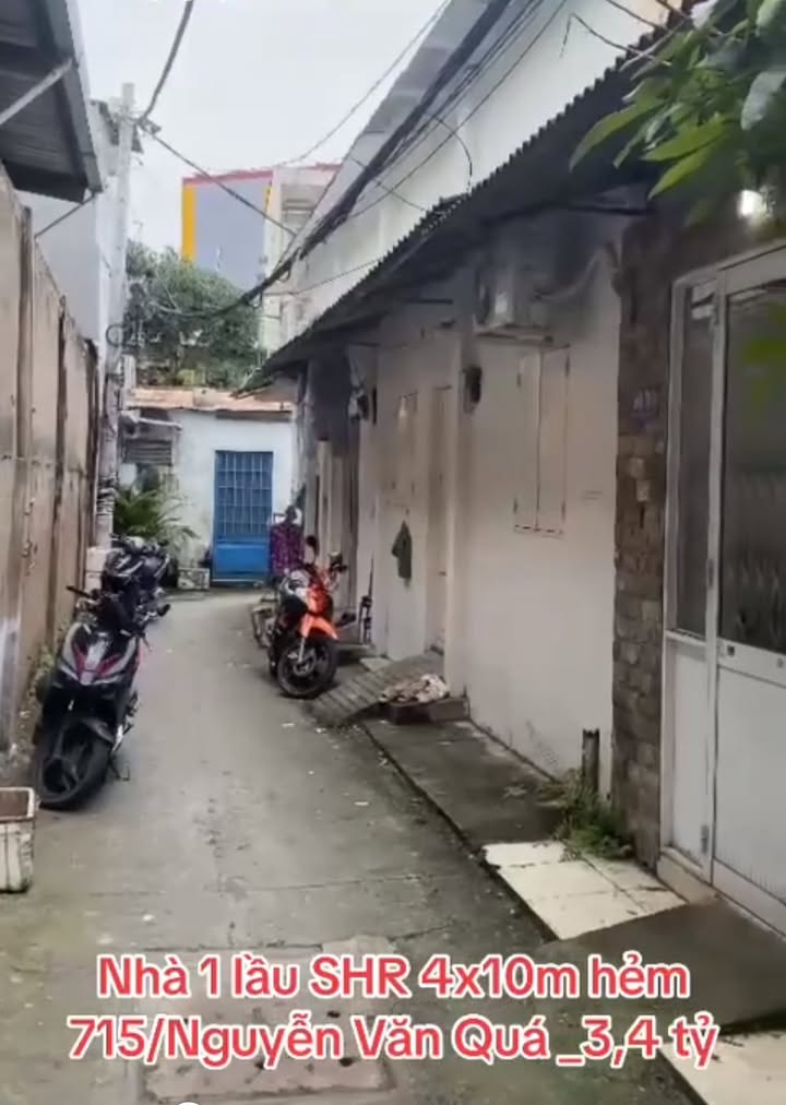 Nhà 2 tầng Hẻm 715 Nguyễn Văn Quá 40m² giá 3.4 tỷ - Tiện sửa mới theo ý thích!