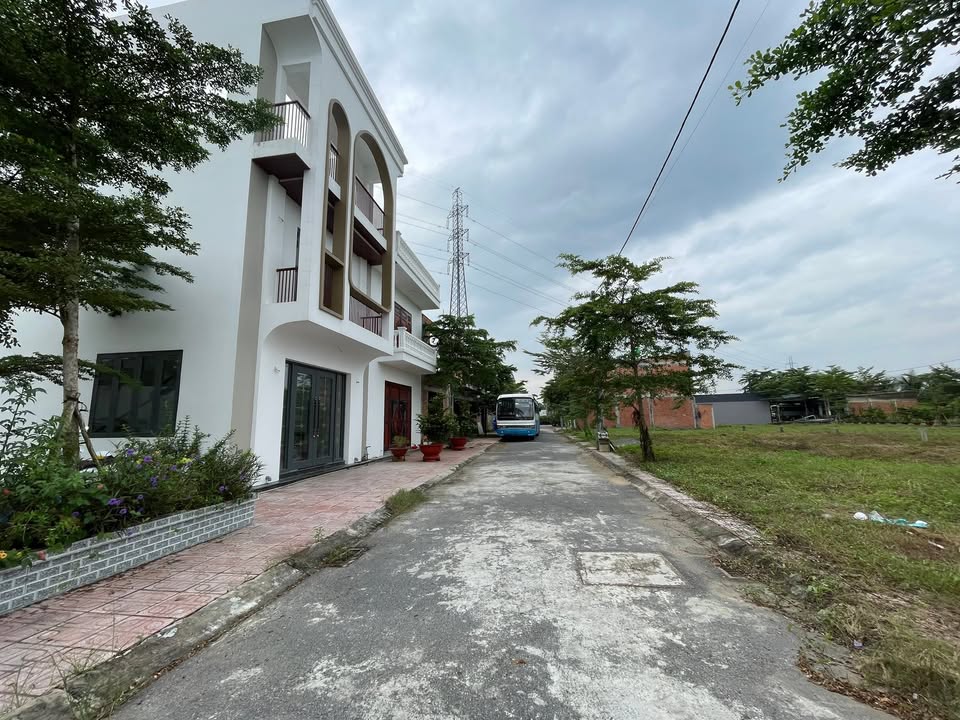 Đất thổ cư 100m² xã Thân Cửu Nghĩa, Châu Thành, Tiền Giang - Giá chỉ 1.1 tỷ, gần QL1A!