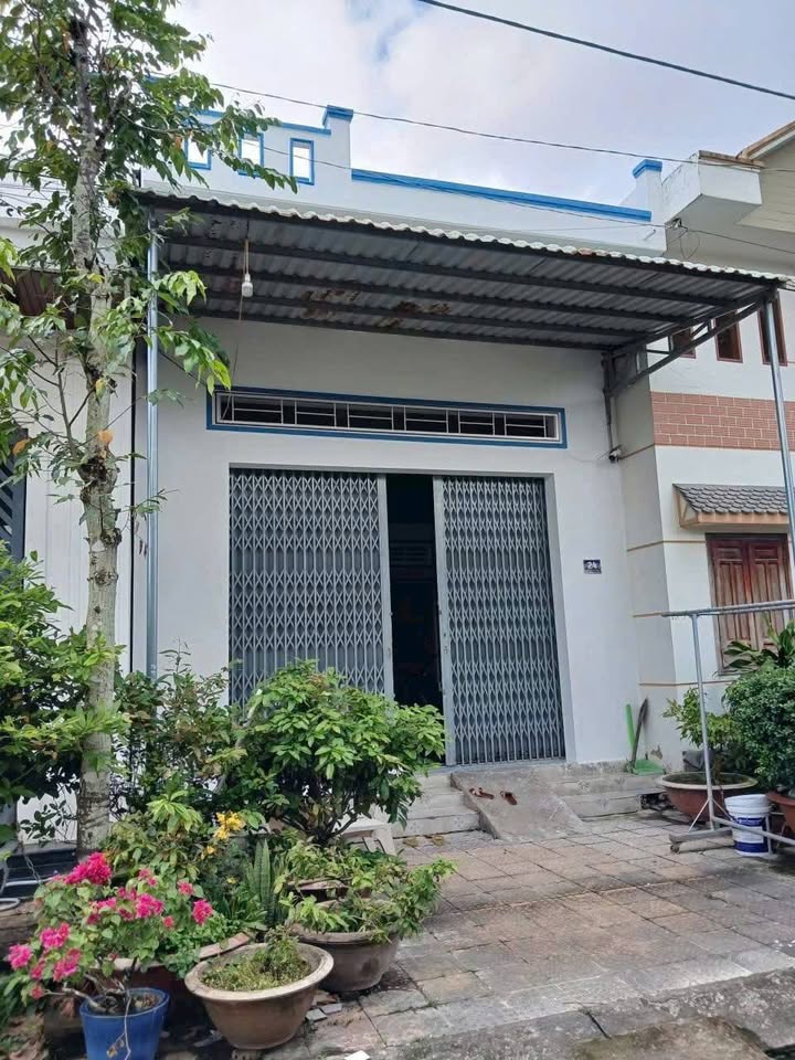 Nhà cấp 4 Vị Thanh 100m² giá 900 triệu - Cơ hội vàng cho gia đình trẻ!