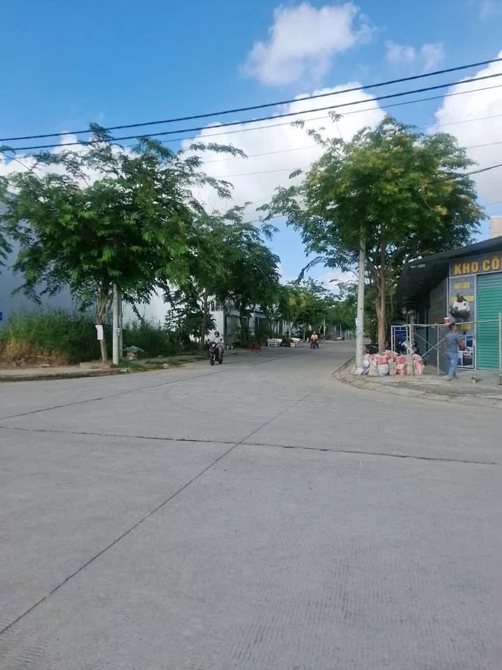 Đất nền góc KDC Hoàng Phát Bạc Liêu 150m² giá 1.8 tỷ - Tiềm năng đầu tư lớn!