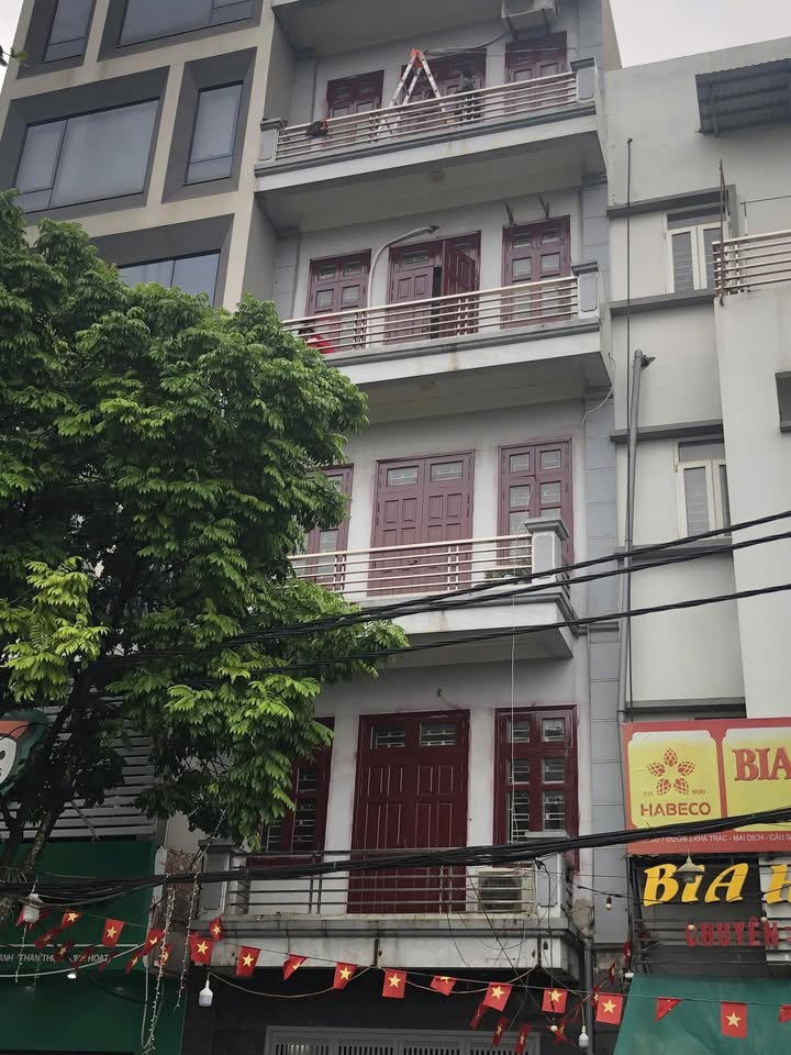 Cho thuê nhà nguyên căn Cầu Giấy 80m² giá 28 triệu - Đường rộng ô tô tránh nhau!