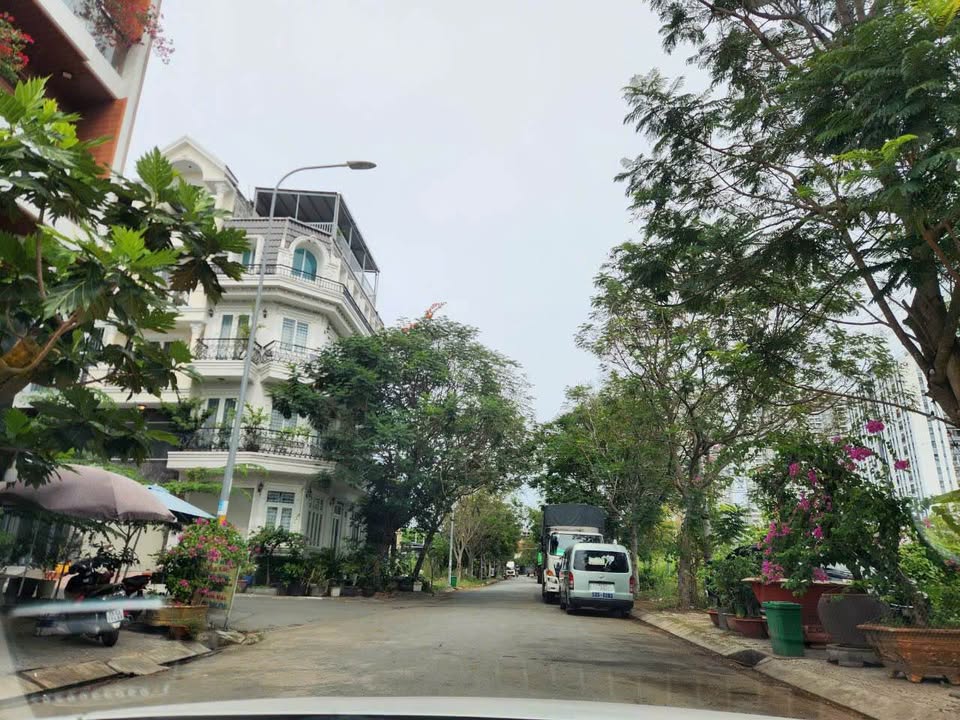 Đất nền đường Hoàng Quốc Việt, Phú Mỹ, Quận 7 - Giá chỉ 6 tỷ