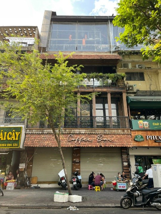 Cho thuê nhà nguyên căn mặt tiền 44-46 Ngô Đức Kế, Quận 1 - Khu đất kim cương, sẵn sàng nhận nhà ngay!