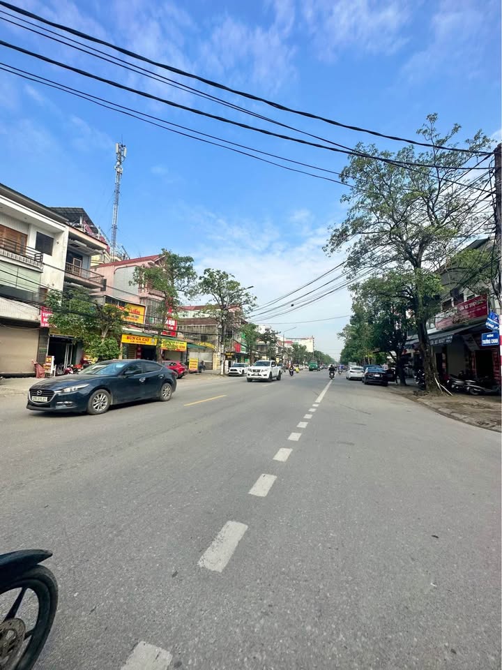 Nhà mặt đường Trường Chinh, Vinh 60m² giá 7 tỷ - Kinh doanh sầm uất!