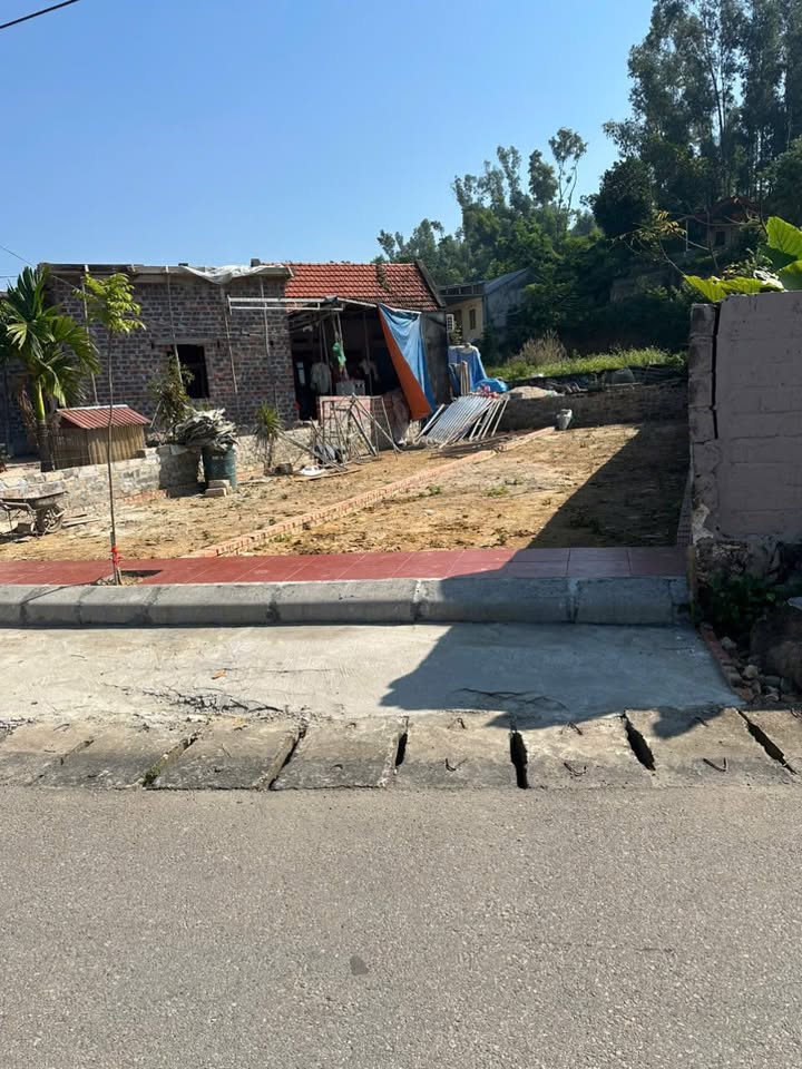 Bán gấp 2 lô đất liền kề Lưu Kiếm Thủy Nguyên Hải Phòng - Giá chỉ 1,4 tỷ mỗi lô!