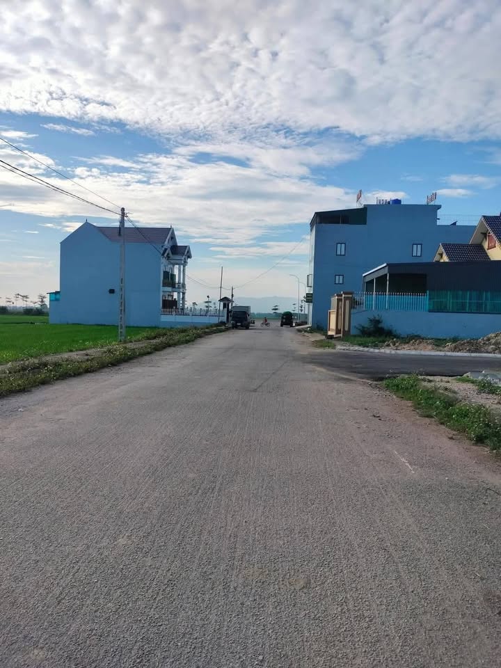 Đất nền Hoằng Cát 187.5m² giá 3 tỷ - Vị trí đắc địa gần KCN WHA!