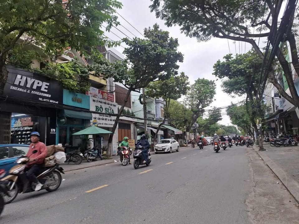 Mặt tiền Trưng Nữ Vương Đà Nẵng 90m² giá 13.69 tỷ - Vị trí đắc địa cho kinh doanh!