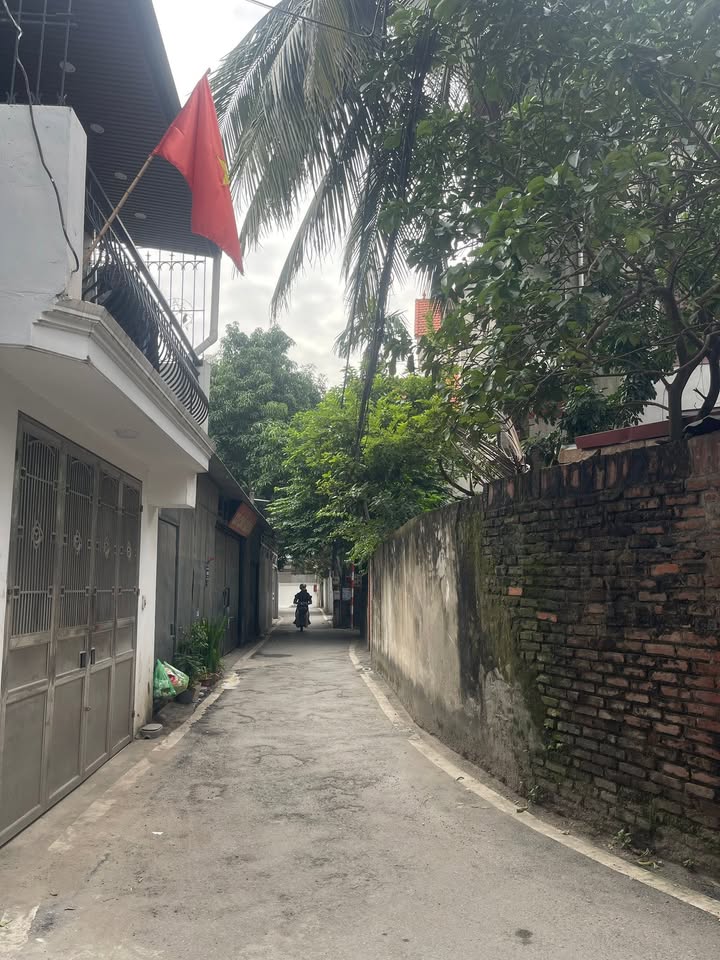 Đất thổ cư 186m² Bồ Đề Long Biên chỉ 18.68 tỷ - Đầu tư sinh lời ngay!