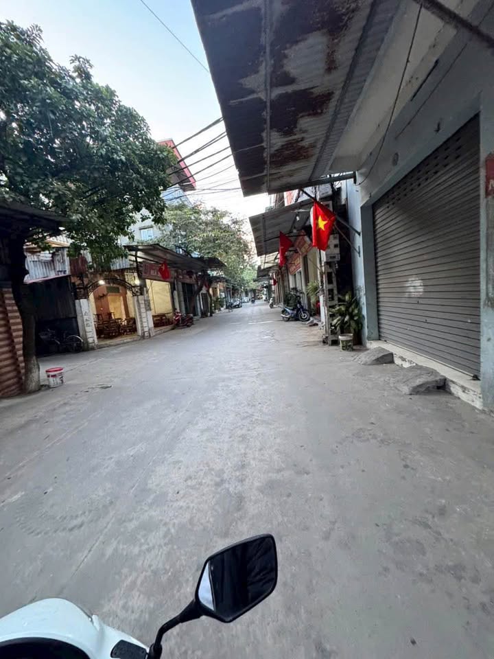 Đất nền Phù Khê Thượng - 68m² giá 1 tỷ - Sổ hồng chính chủ, giao dịch ngay!