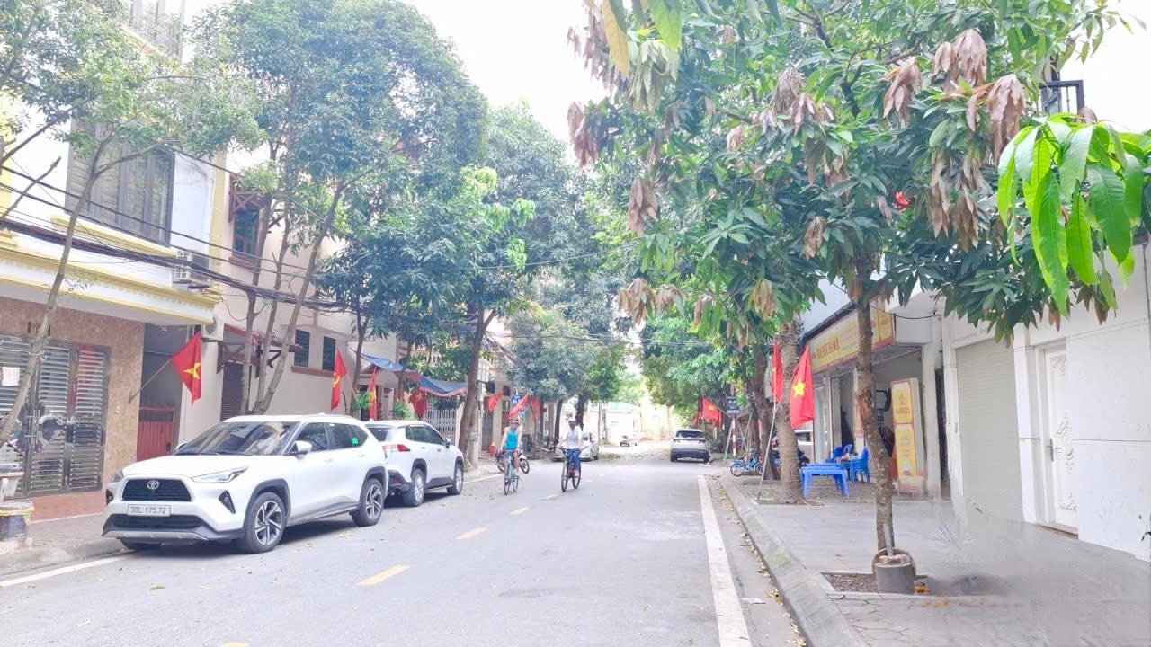 Đất phân lô quân đội 918 Phúc Đồng 51m² giá 12.3 tỷ - Kinh doanh đỉnh, oto tránh!