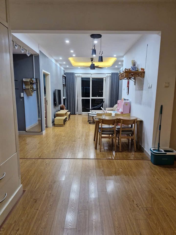 Căn hộ chung cư Canal Park Thạch Bàn 98m² giá 9 triệu - Full nội thất, sẵn sàng vào ở!