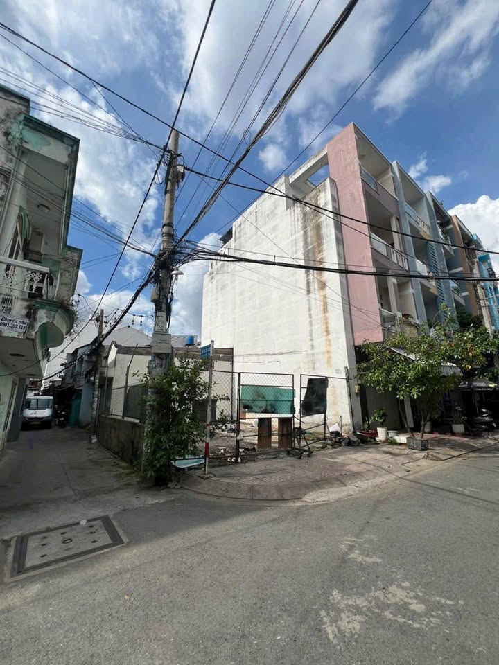 Đất góc 2 mặt hẻm 12m đường Nguyễn Hữu Tiến quận Tân Phú 91m² giá 8.6 tỷ - Cơ hội đầu tư tuyệt vời!