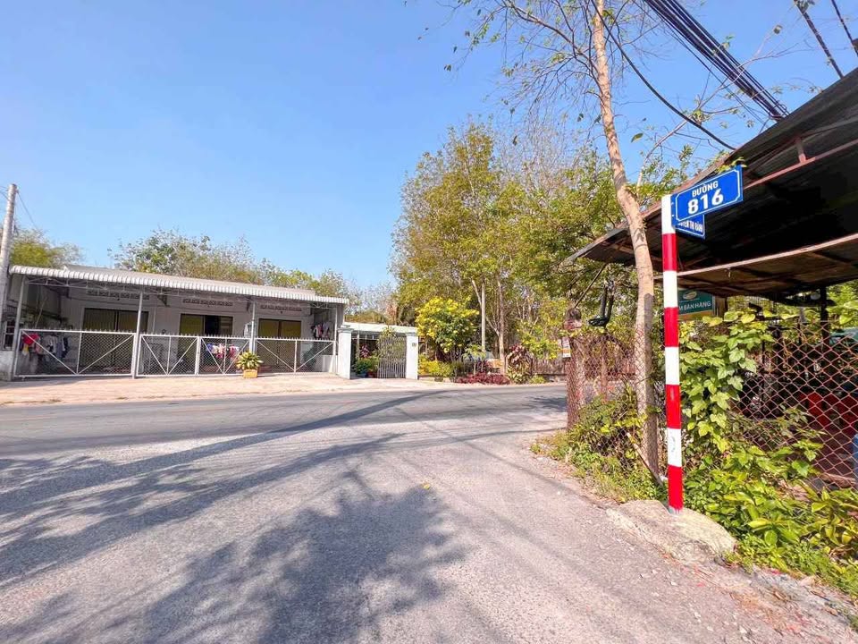 Nhà bán khu dân cư mặt tiền đường nhựa 816, An Nhơn Tây, Củ Chi - 210m², giá 2.75 tỷ