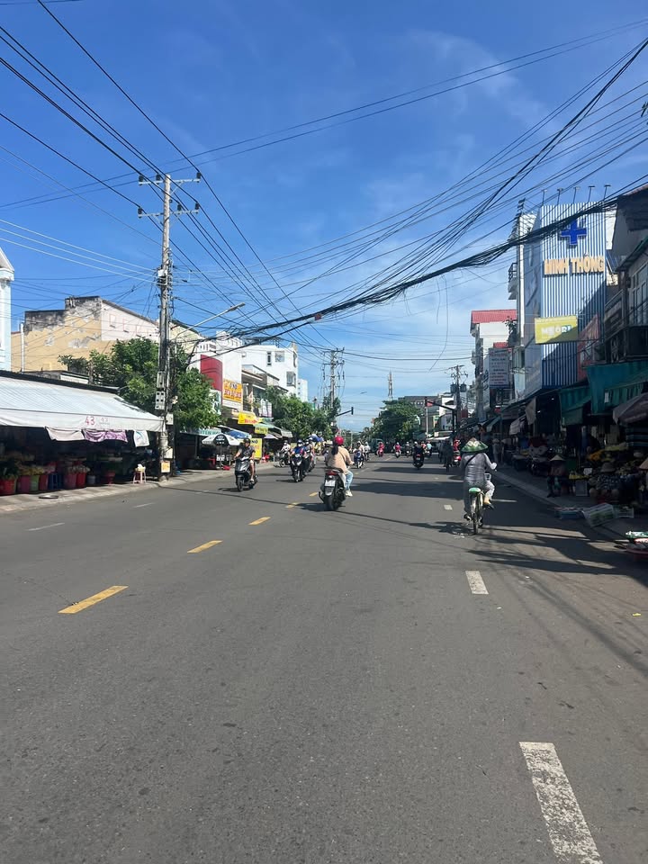 Nhà mặt tiền kinh doanh Nguyễn Hội - Phú Trinh, Phan Thiết 90.7m² giá 7.2 tỷ - Đầu tư sinh lời ngay!