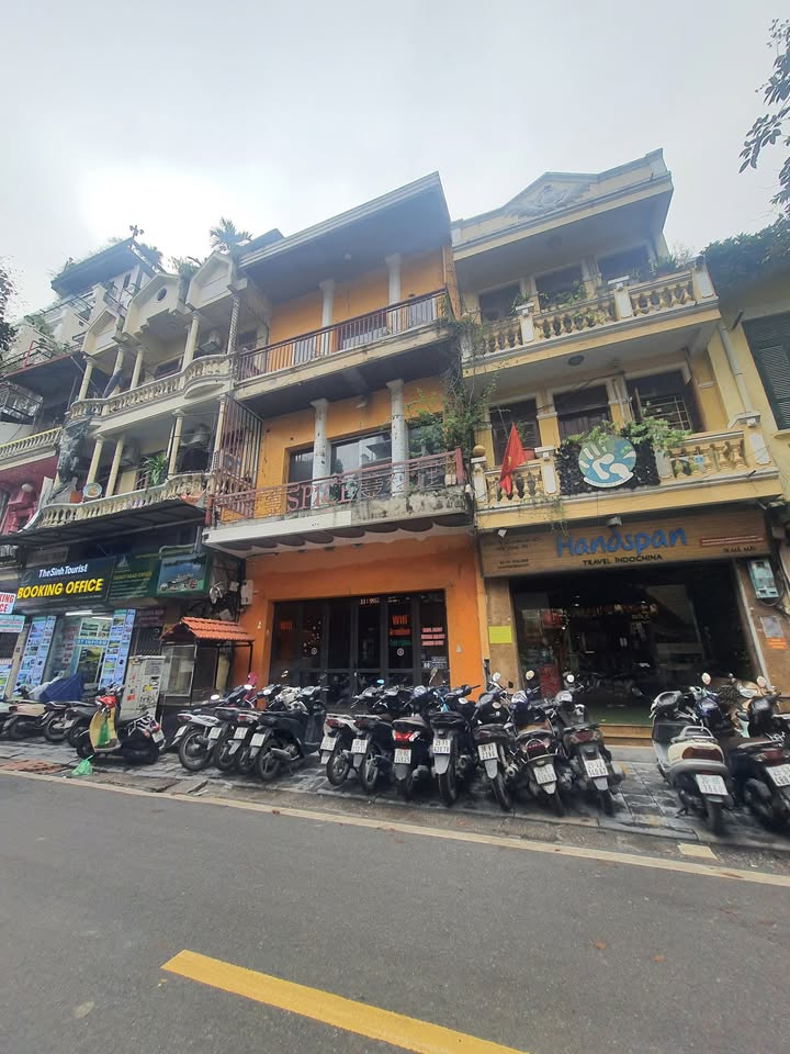 Cho thuê nhà mặt phố Hàng Da, quận Hoàn Kiếm, 100m² - Diện tích lý tưởng cho mọi mô hình kinh doanh