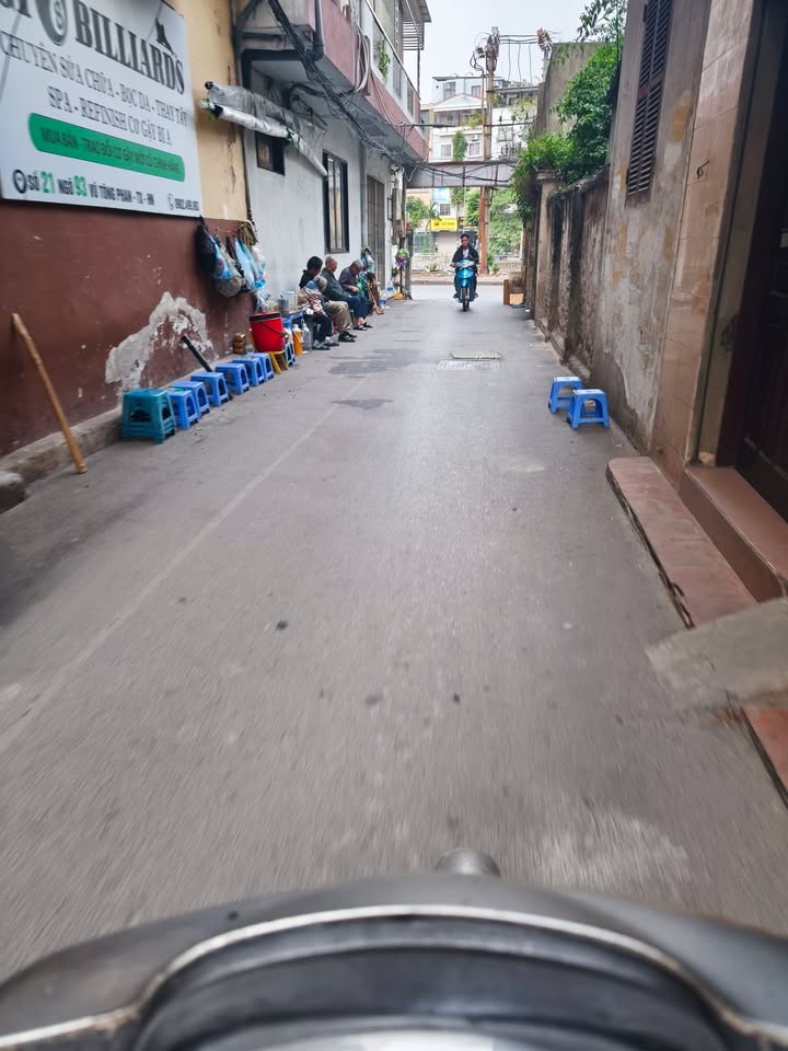 Nhà nguyên căn Định Công 30m² giá 6 triệu - Full đồ, thoáng mát