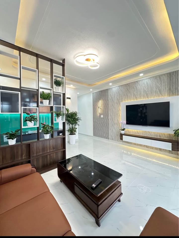 Nhà mới Đường Nguyên Tử Lực, Phường 8, Đà Lạt 120m² - Giá chỉ 2.75 tỷ!