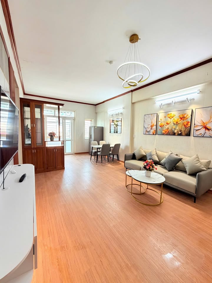 Căn hộ chung cư Cửa Tiền Home, TP Vinh 77m² giá 2 tỷ - Căn góc siêu thoáng, full nội thất!