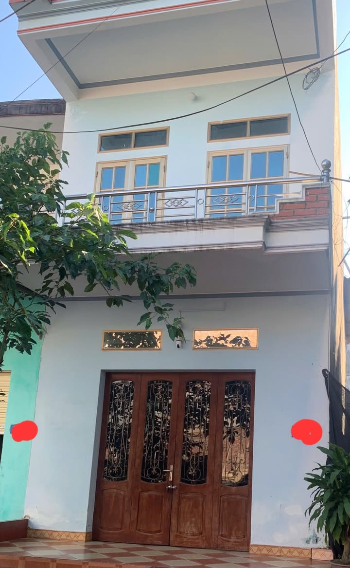 Nhà riêng Ỷ La, Tuyên Quang 180m² giá 3 tỷ - Vị trí thuận lợi gần chợ!