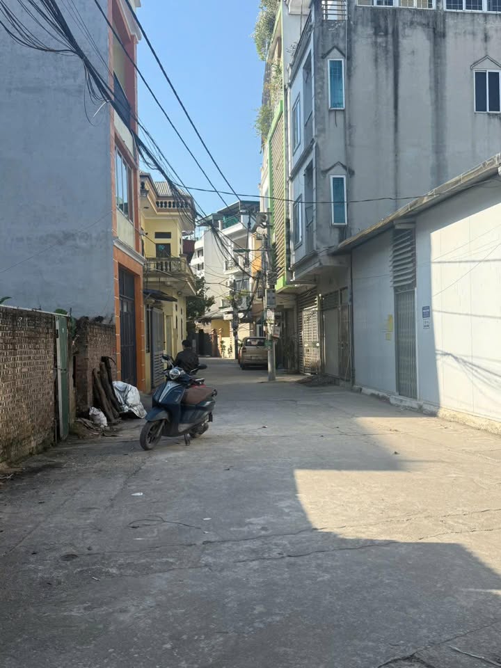 Đất Tứ Hiệp 60m² giá 9 tỷ - Mặt tiền 4m, đường thông rộng 7m!