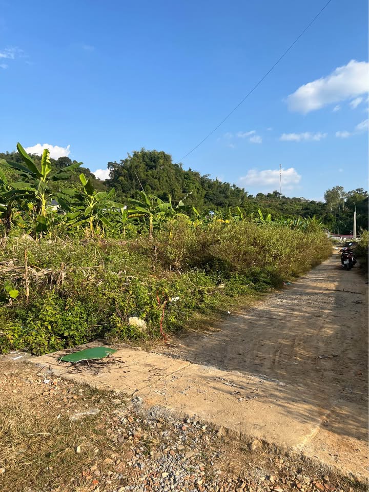 Đất thổ cư 100m² ngay Bến xe Sơn La, giá chỉ 460 triệu - Cơ hội đầu tư tuyệt vời!