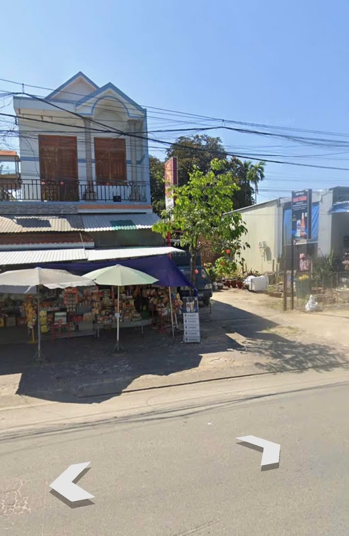 FrontHouse mặt tiền Phan Đình Phùng Kon Tum 100m² giá 5.2 tỷ - Vị trí kinh doanh sầm uất!