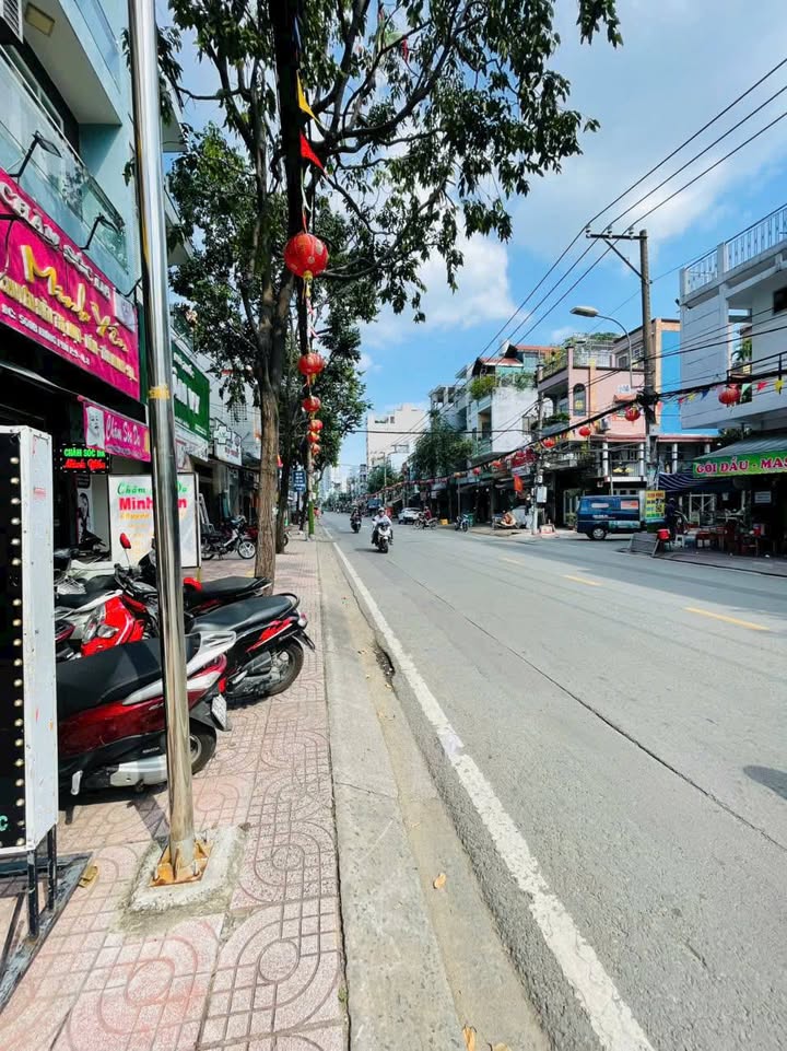 Nhà mặt tiền Hưng Phú, Quận 8, 63m² giá 15 triệu - Đầu tư kinh doanh sinh lời!