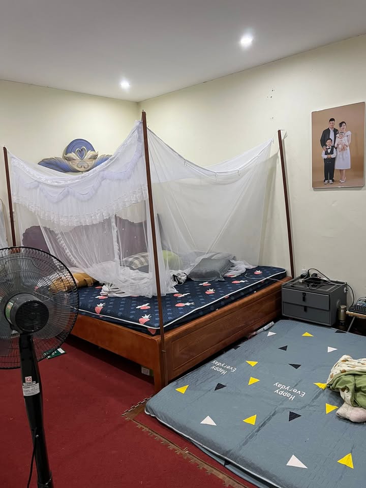 Nhà 2 tầng Sông Bằng 50m² giá 800 triệu - Vị trí thuận lợi gần bệnh viện!