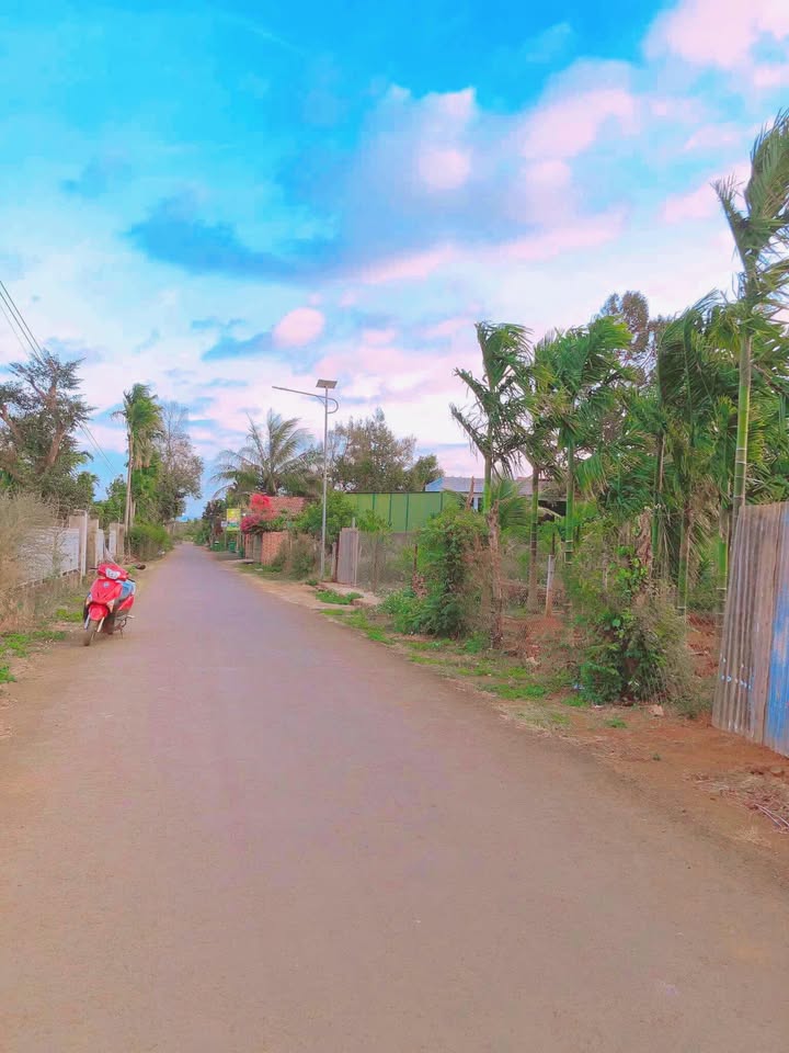 Đất nền Ea Ktur, Cư Kuin, Đắk Lắk 280m² giá 1.05 tỷ - Cơ hội đầu tư sinh lời!