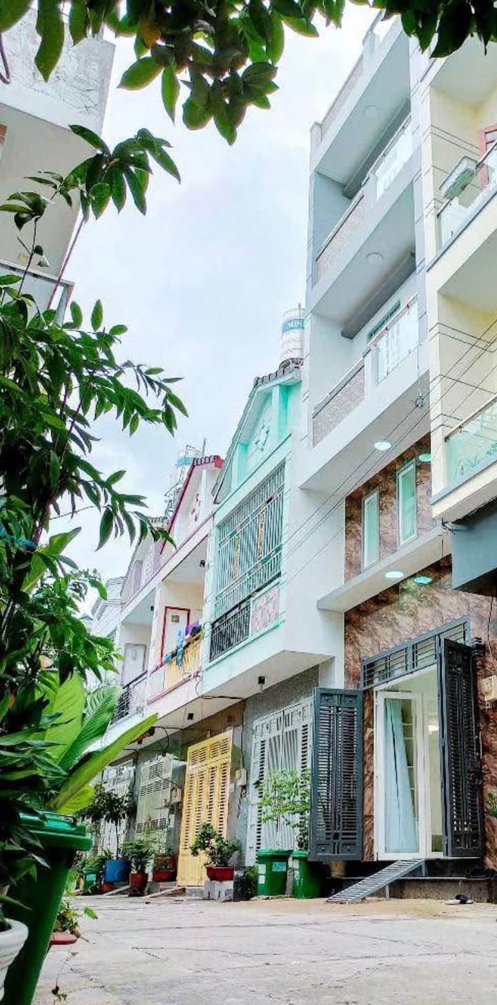 Nhà phố đường Nguyễn Ảnh Thủ, Tân Thới Hiệp 52m² giá 6 tỷ - Nội thất cao cấp, sẵn sàng ở ngay!