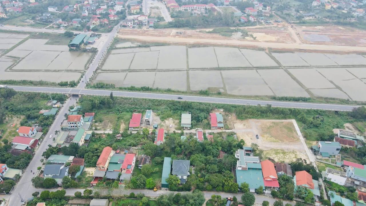 Đất nền ngõ 09 Tạ Quang Bửu, 120m² giá chỉ 9xx triệu - Sổ hồng chính chủ!