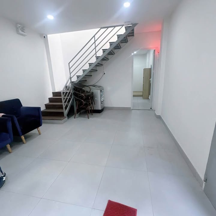 Nhà mới Phạm Văn Đồng, Gò Vấp 40m² giá 3.9 tỷ - Full nội thất, sẵn sàng ở ngay!