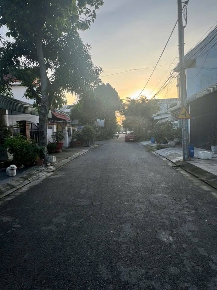 Nhà cho thuê nguyên căn KDC Phú Hòa, Thủ Dầu Một 120m² giá 7.5 triệu - Gần đại học Bình Dương!