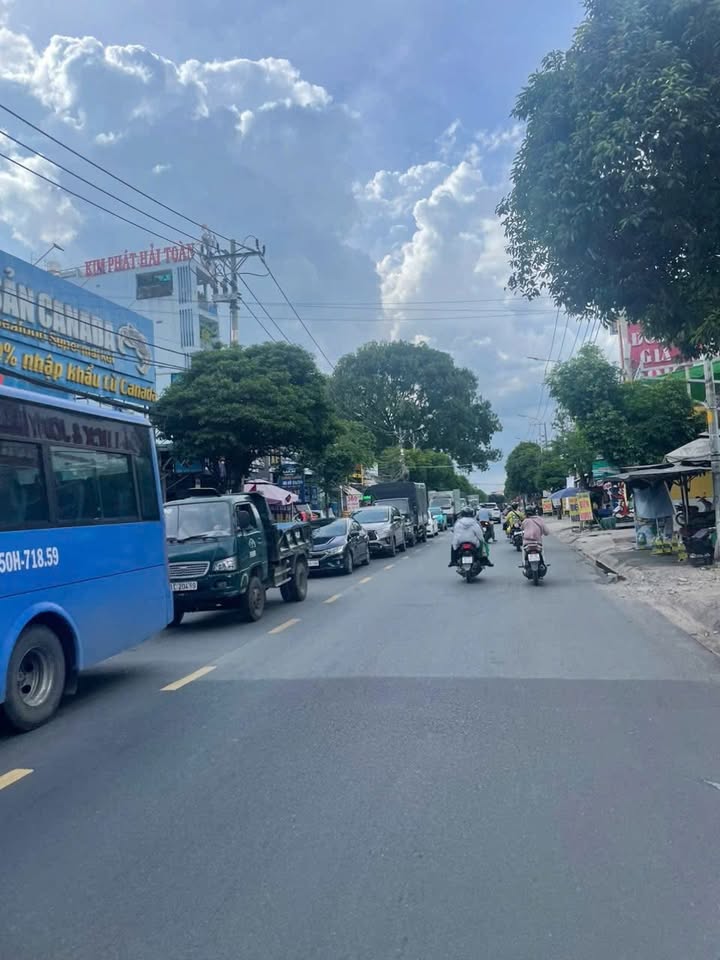 Bán gấp nhà mặt tiền Lê Văn Khương Hóc Môn 480m² giá 22 tỷ - Cơ hội đầu tư sinh lời!