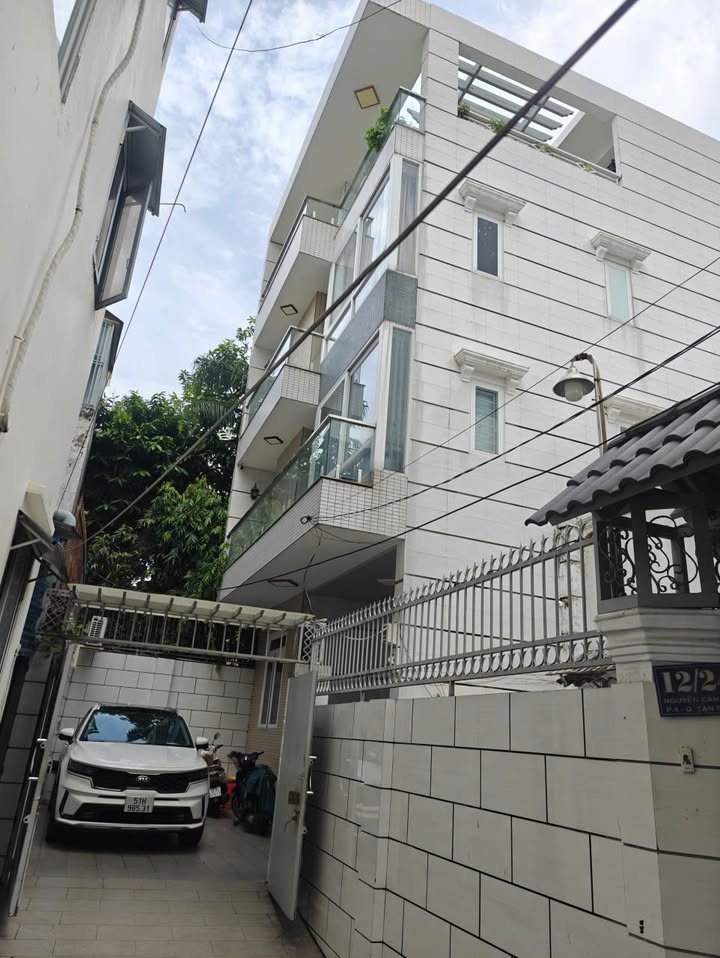 Biệt thự Tân Sơn Nhất 142m² giá chỉ 23.5 tỷ - Cơ hội vàng cho nhà đầu tư!