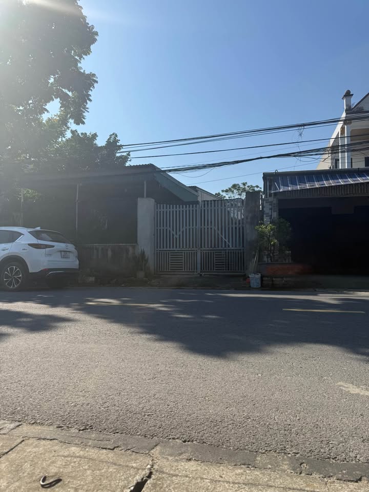 Nhà cấp 4 mặt tiền 8,4m tại Tiên Hội, 231m² giá 1.9 tỷ - Đầu tư sinh lời!