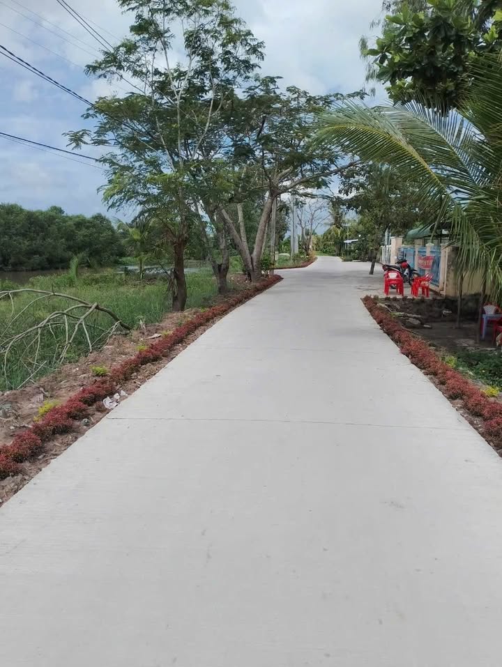 Đất nông nghiệp 15.000m² và Nhà mái thái tại Hòa Nhạn - Giá 2 tỷ thương lượng!