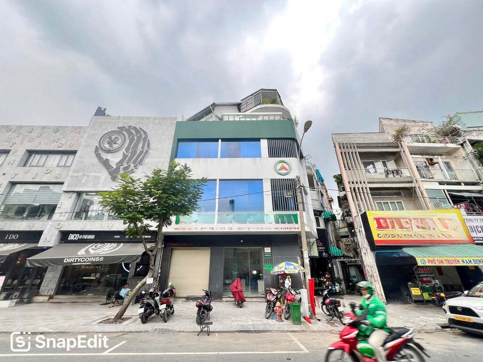 Cho thuê FrontHouse tại Nguyễn Cư Trinh, Quận 1 - Diện tích 77m², vị trí kinh doanh đắc địa!