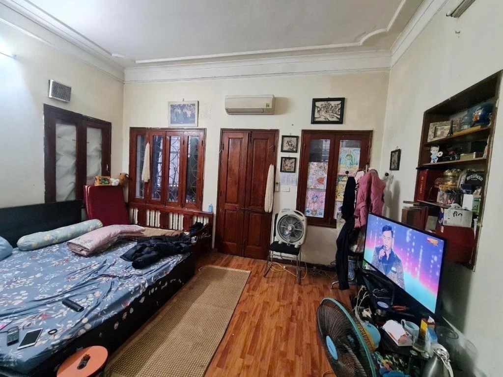 Nhà lô góc 40m² tại Hạ Đình, Thanh Xuân - 30m ra phố Nguyễn Trãi, giá 7.5 tỷ!