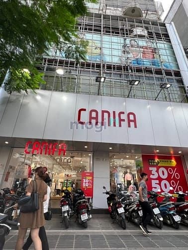 Cho thuê mặt bằng kinh doanh phố Đỗ Quang - Cầu Giấy 200m² giá 80 triệu - Vị trí đắc địa, dễ nhận diện!