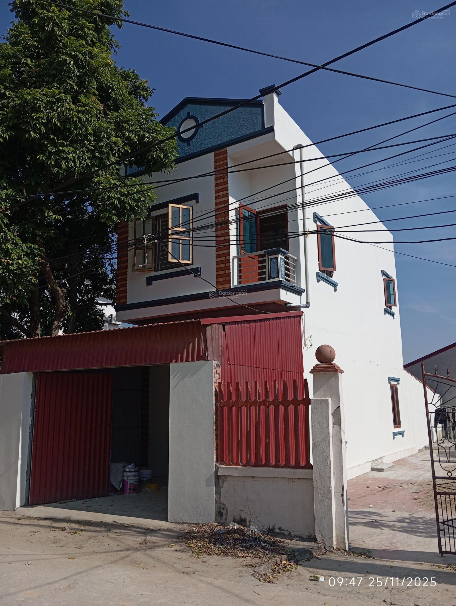 Nhà thôn Đông Nứa, Xã Hiệp Hoà, Bắc Ninh 100m² giá 1.85 tỷ - Kinh doanh sầm uất!