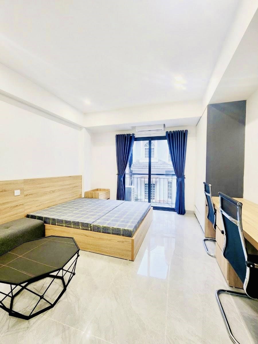 Nhà phố Minh Khai, Hai Bà Trưng 102m² giá 26.5 tỷ - Hiệu suất kinh doanh 120 triệu/tháng!