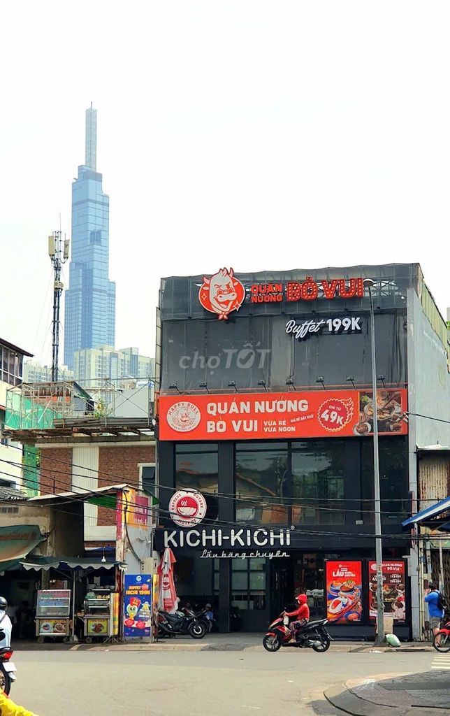 Cho thuê văn phòng mặt tiền đường Nguyễn Văn Lạc, quận Bình Thạnh, 650m² - Vị trí đắc địa, giá chỉ 135 triệu!