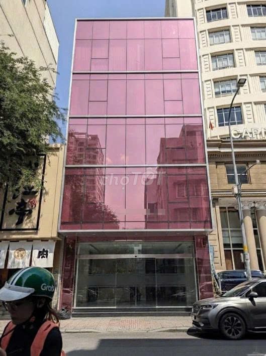 Cho thuê văn phòng mặt tiền đường Nguyễn Thái Bình, Quận 1 - 450m² giá 80 triệu/tháng - Khu vực sầm uất!
