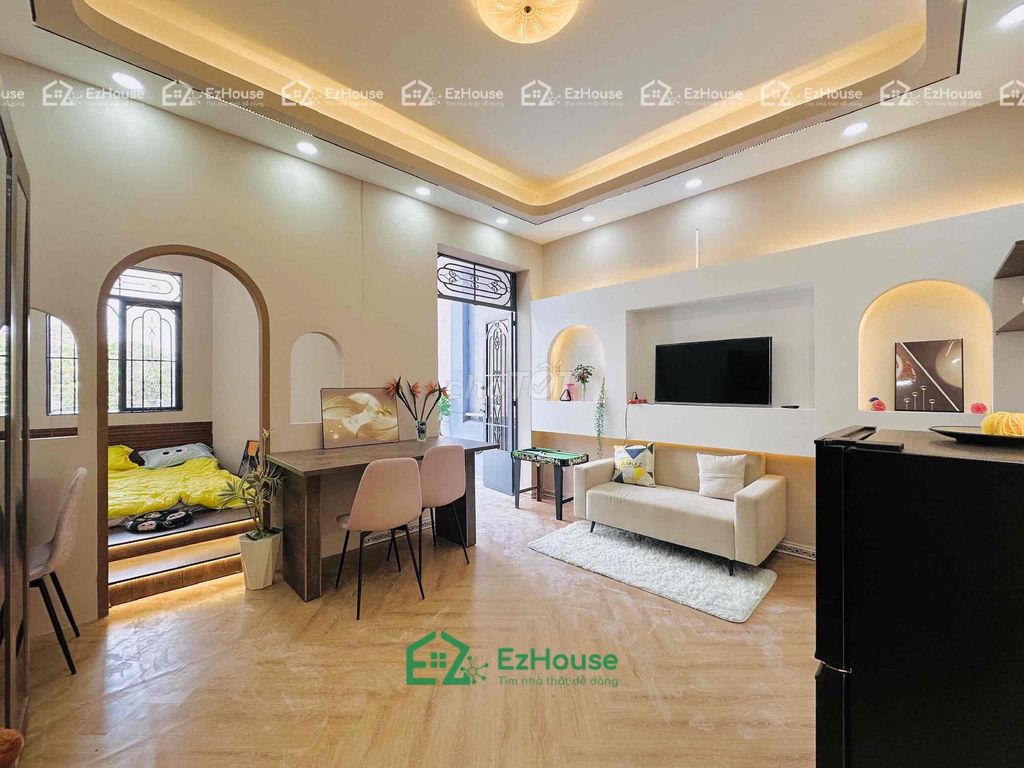 Căn hộ cho thuê Đường Châu Văn Liêm, Q5 40m² giá 6.5 triệu - Ban công thoáng mát, tiện ích đầy đủ!