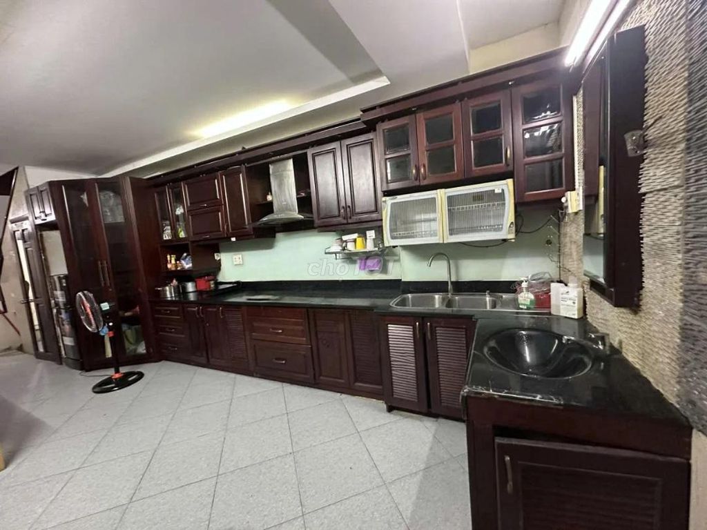 Bán nhà HXH 281/ Lê Văn Sỹ, Tân Bình - 46m² giá 8.4 tỷ - Hẻm xe hơi thoải mái