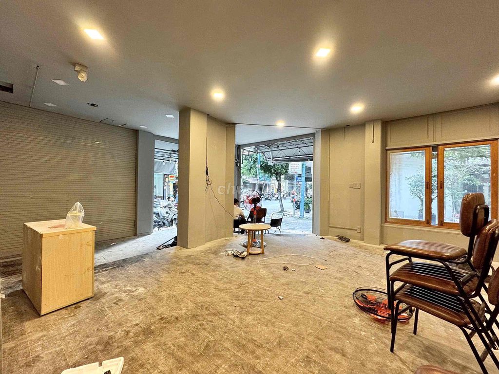 Cho thuê mặt bằng kinh doanh Tân Sơn Nhì 20m² giá 11 triệu - Mặt tiền đường lớn góc 2 mặt