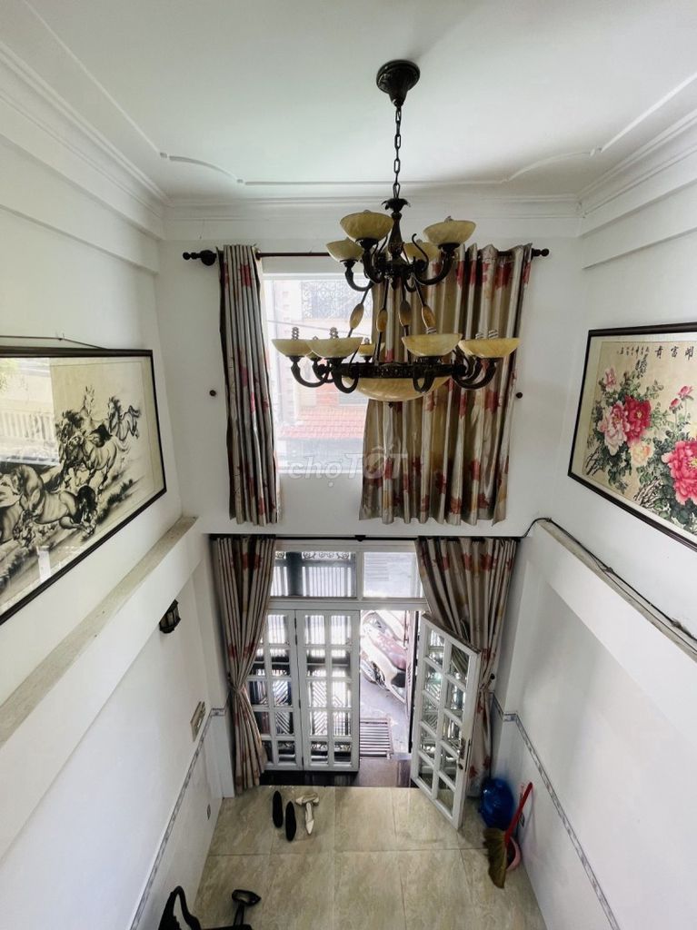 Nhà hẻm Nguyễn Đình Chiểu 38m² giá 11 tỷ - Khu vực sầm uất, sinh lời ổn định!